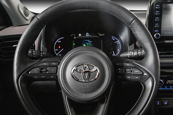 Toyota Yaris Cross 19 of 25