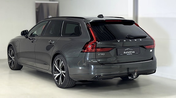 Volvo V90 2 of 30