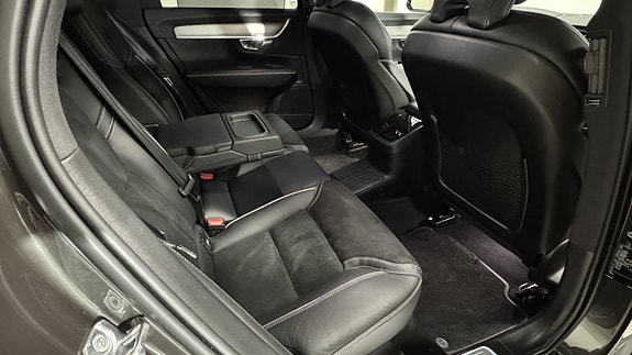 Volvo V90 15 of 30