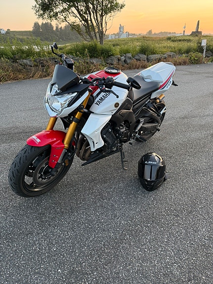 Yamaha FZ8-N 3 of 5
