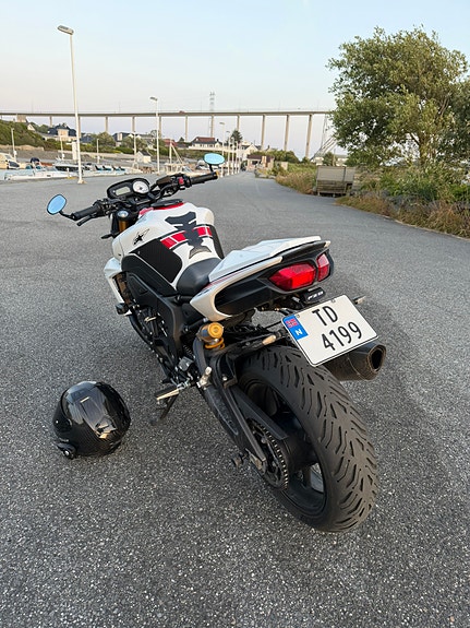 Yamaha FZ8-N 5 of 5