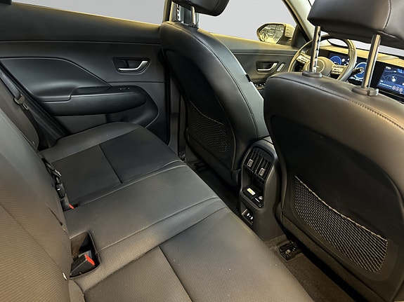 Hyundai Kona 15 of 22