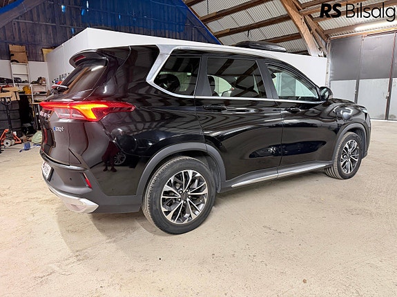 Maxus Euniq 6 8 of 30