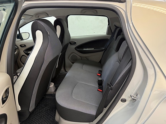 Renault Zoe 15 of 17