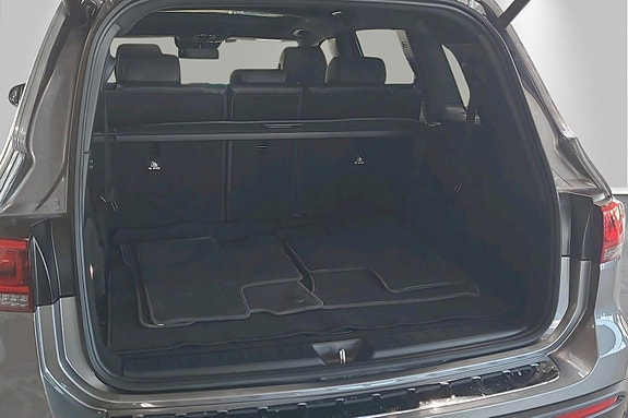 Mercedes-Benz EQB300 5 of 12