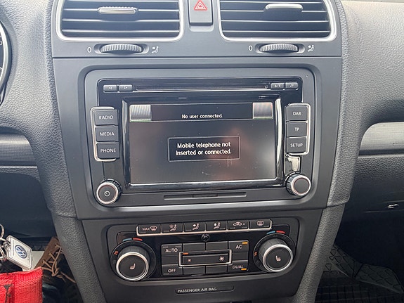 Volkswagen Golf 17 of 22