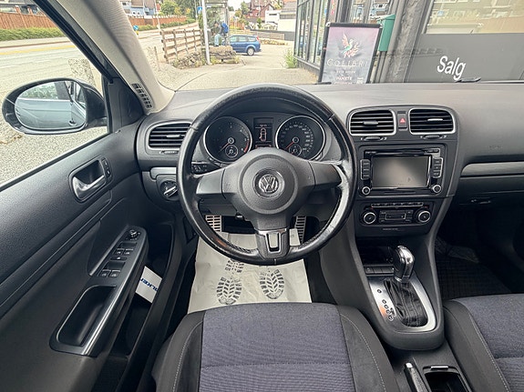Volkswagen Golf 10 of 22