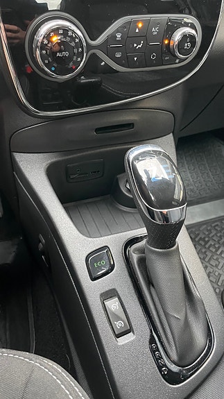 Renault Zoe 13 of 21