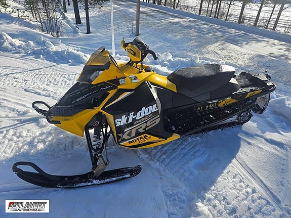 Ski-doo MXZ X-RS 600 HO E-TEC 2 of 5