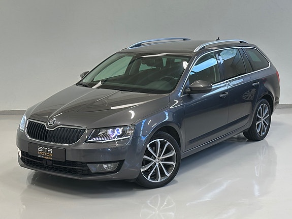 Skoda Octavia 2 of 30