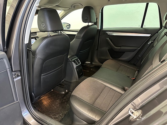 Skoda Octavia 15 of 30
