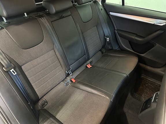 Skoda Octavia 13 of 30
