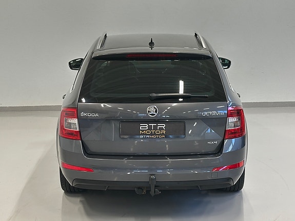 Skoda Octavia 5 of 30