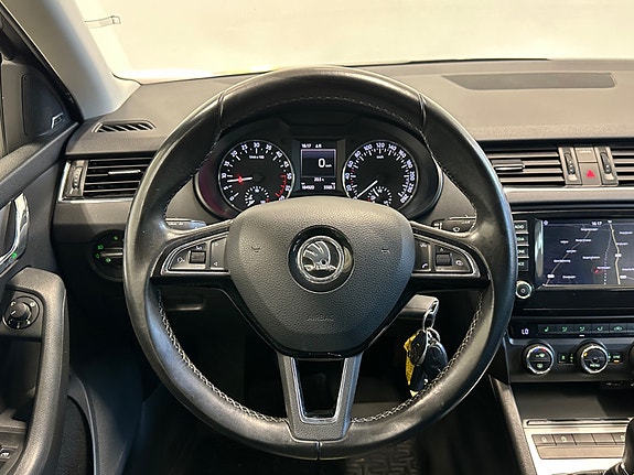 Skoda Octavia 22 of 30
