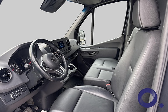 Mercedes-Benz Sprinter 319 12 of 19