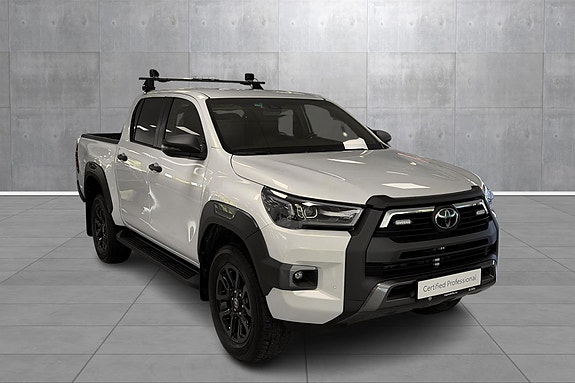 Toyota HiLux 7 of 19