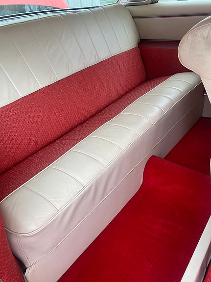 Chrysler New Yorker 18 of 21