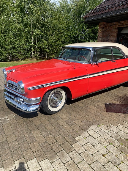 Chrysler New Yorker 12 of 21