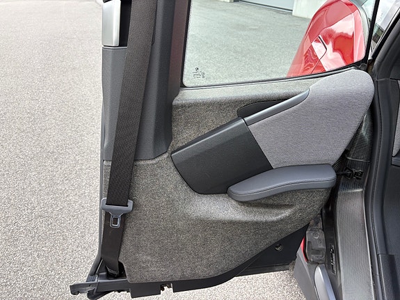 BMW i3 23 of 30