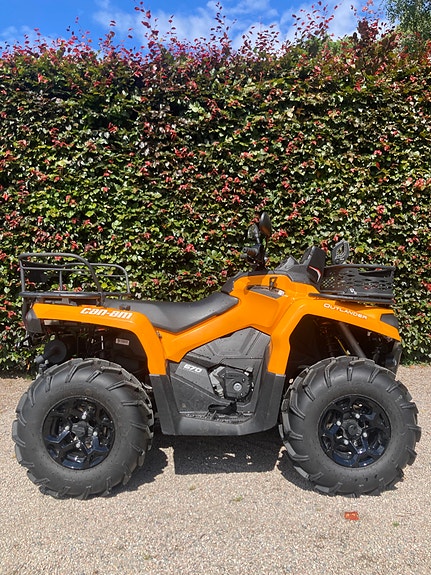 Can-Am Outlander 570R T 5 of 15