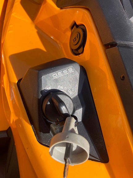 Can-Am Outlander 570R T 15 of 15