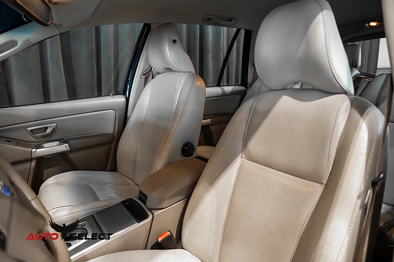Volvo XC90 22 of 30