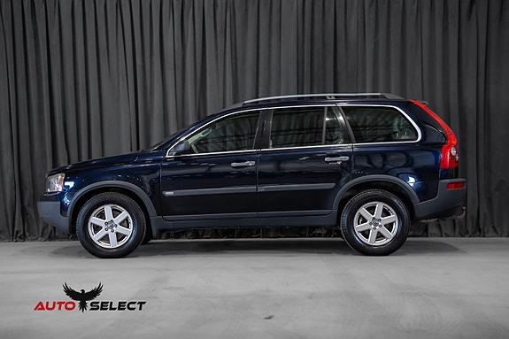 Volvo XC90 8 of 30