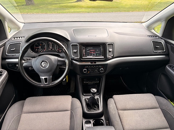 Volkswagen Sharan 13 of 16