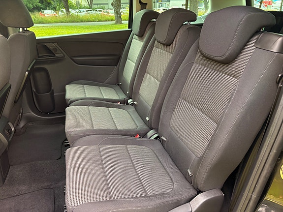 Volkswagen Sharan 11 of 16