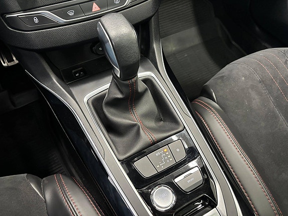 Peugeot 308 27 of 30