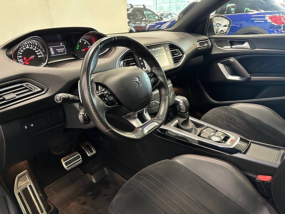 Peugeot 308 17 of 30