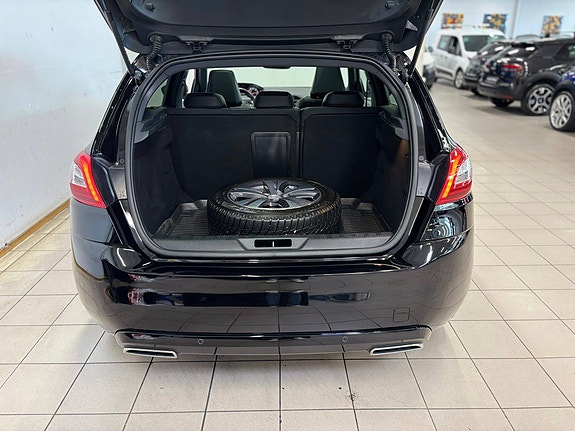 Peugeot 308 14 of 30