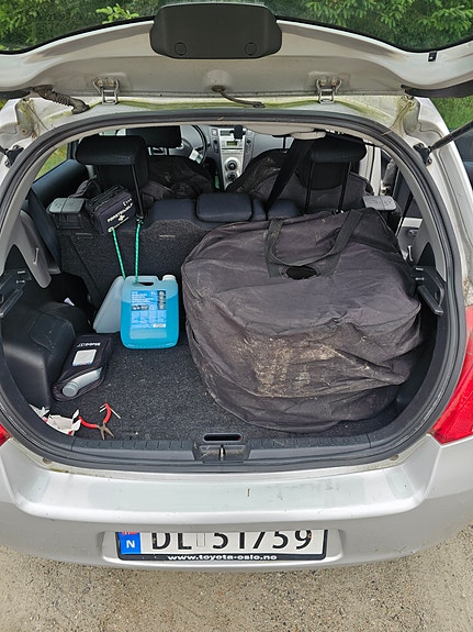 Toyota Yaris 13 of 14