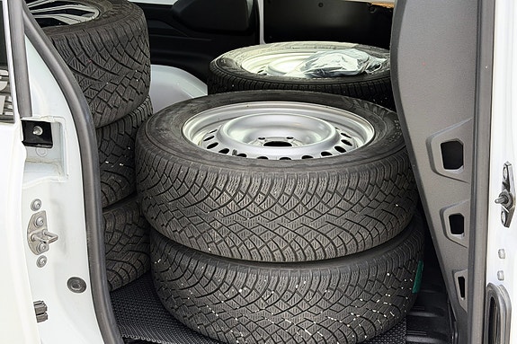 Mercedes-Benz Citan 14 of 30