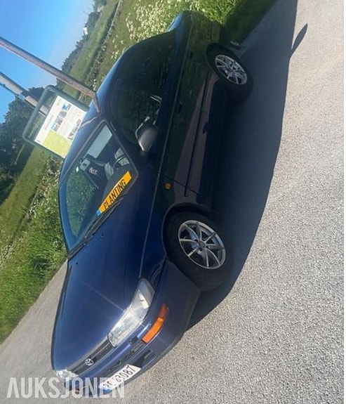Toyota Corolla 2 of 15