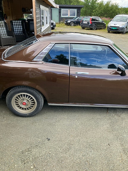 Toyota Celica 9 of 15