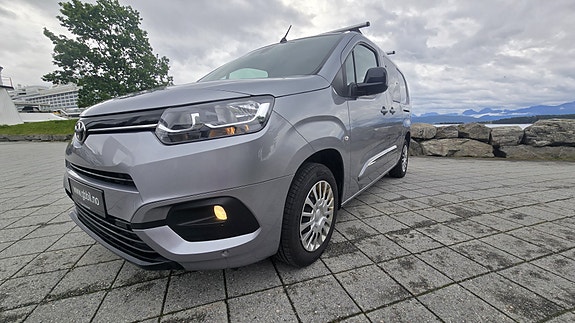 Toyota Proace City 2 of 30