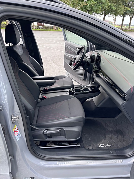 Volkswagen ID.4 GTX 19 of 25