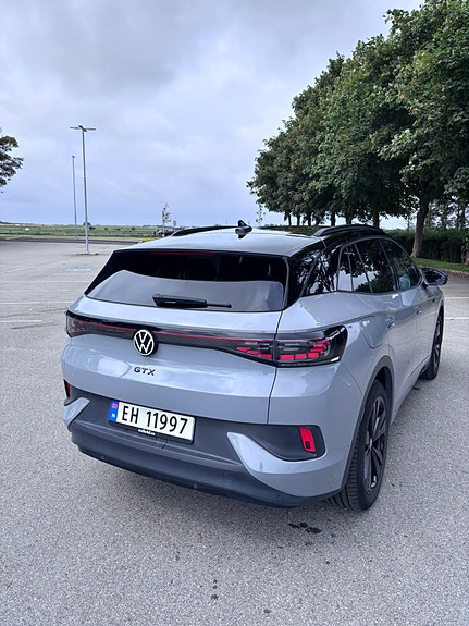 Volkswagen ID.4 GTX 5 of 25