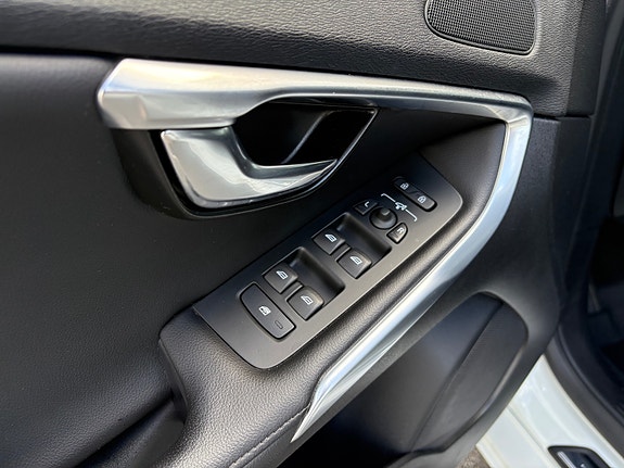 Volvo V40 10 of 30
