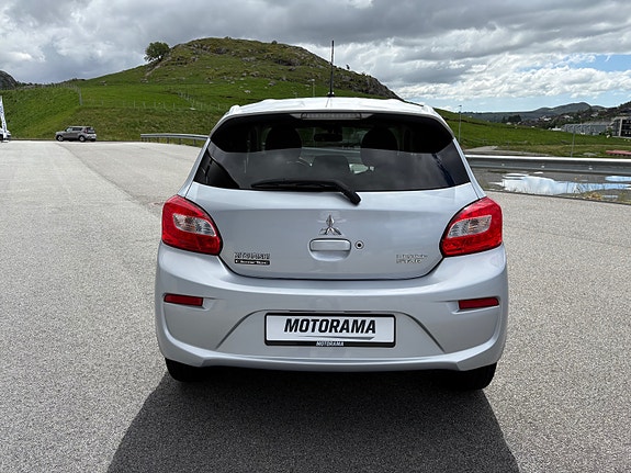 Mitsubishi Space Star 4 of 30