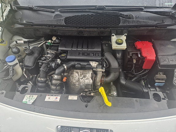 Peugeot Partner 6 of 13