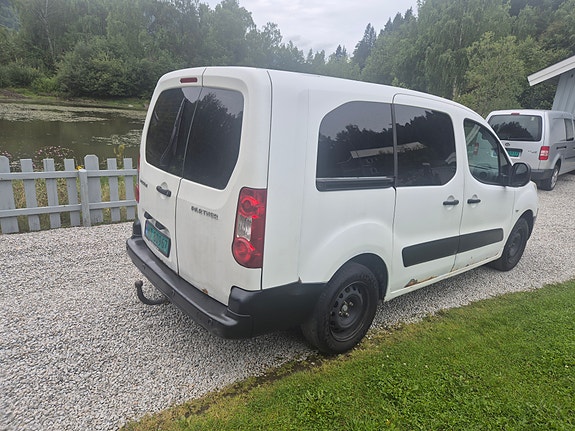 Peugeot Partner 3 of 13