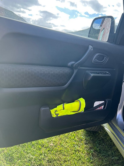 Suzuki Jimny 11 of 15