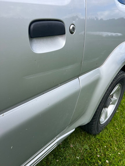 Suzuki Jimny 8 of 15