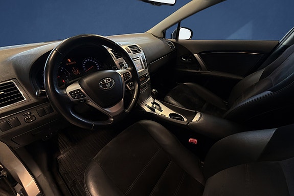 Toyota Avensis 9 of 20