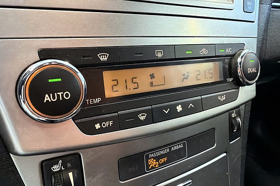 Toyota Avensis 18 of 20