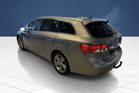 Toyota Avensis 5 of 20