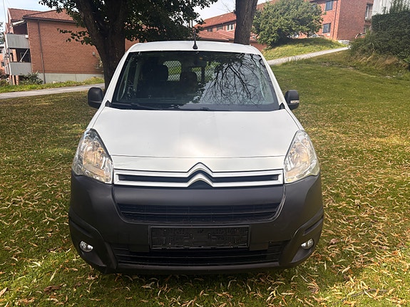Citroen Berlingo 2 of 12