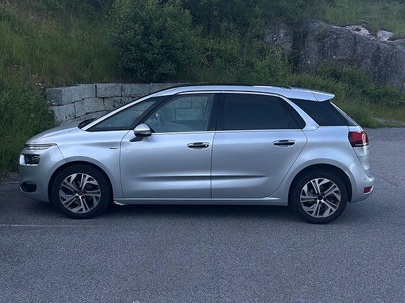 Citroen C4 Picasso 4 of 12